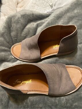 Free People Taupe Open-Side Leather Slide Sandals
